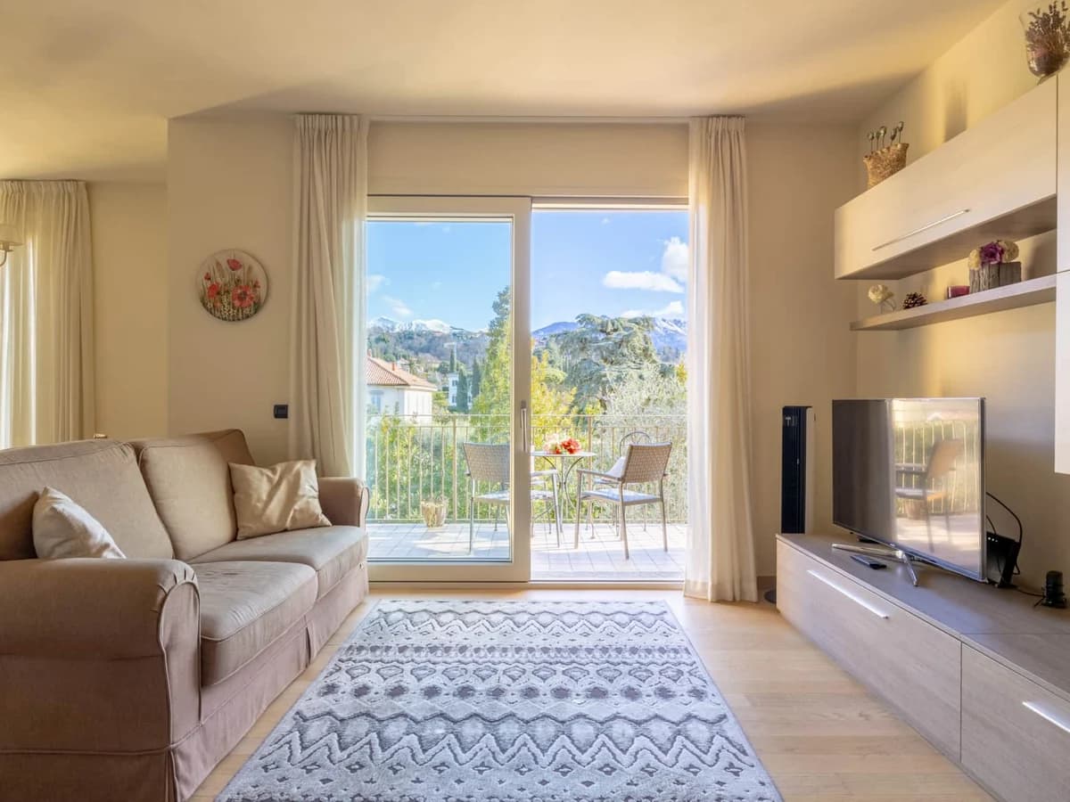 Living room at Apartment Tulipani 11 in Tremezzo